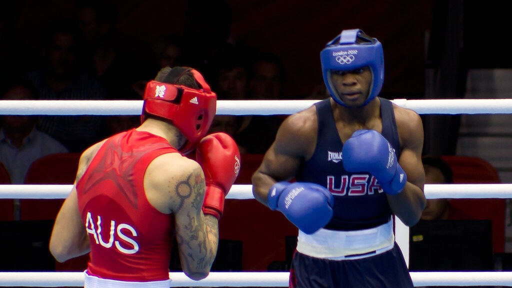 Boxeadores amateur compitiendo en las olimpiadas