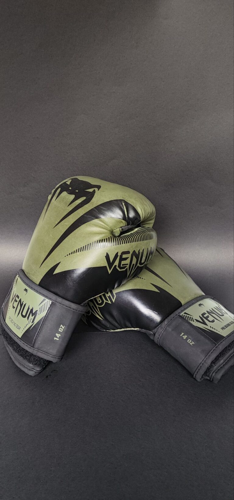guantes de boxeo venum impact